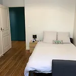 Maison En Centre Avec Jardin Et Piscine Lejlighed