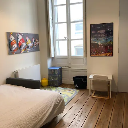 Apartment Maison En Centre Avec Jardin Et Piscine