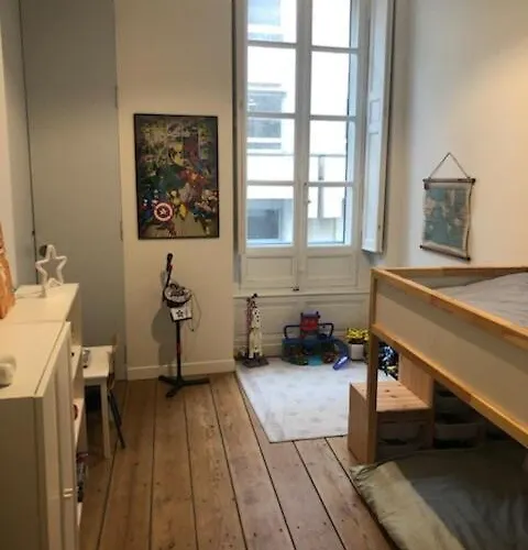 Maison En Centre Avec Jardin Et Piscine Burdeos