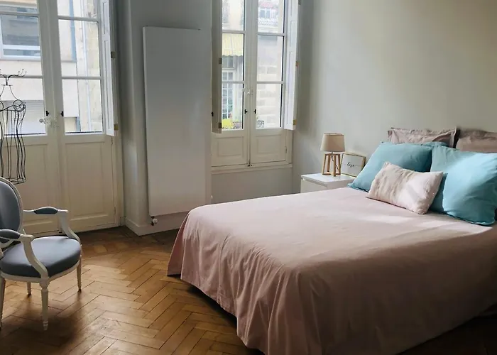 Maison En Centre Avec Jardin Et Piscine * Burdeos