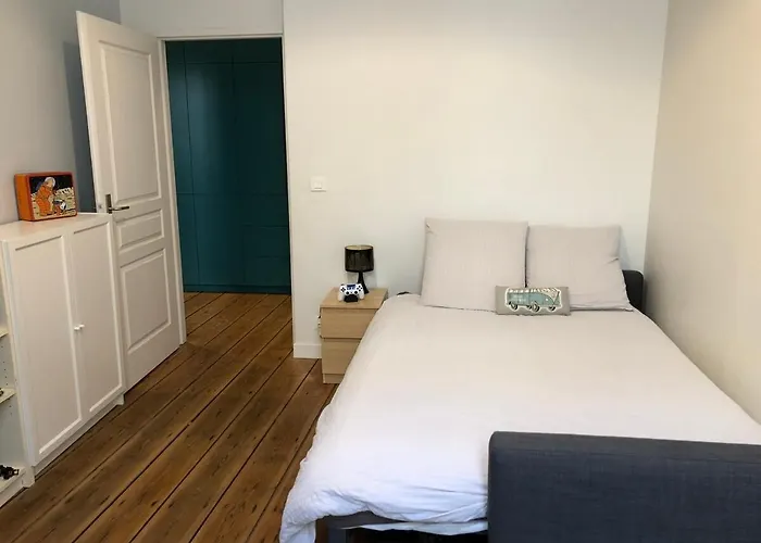 Maison En Centre Avec Jardin Et Piscine Apartamento