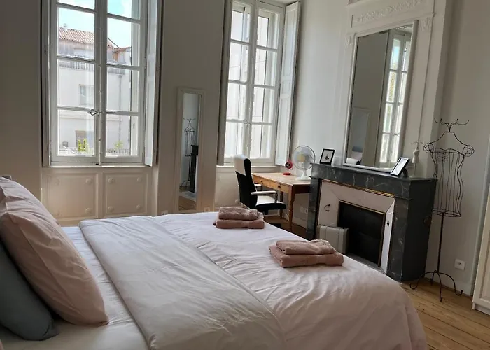 Appartement Maison En Centre Avec Jardin Et Piscine Bordeaux